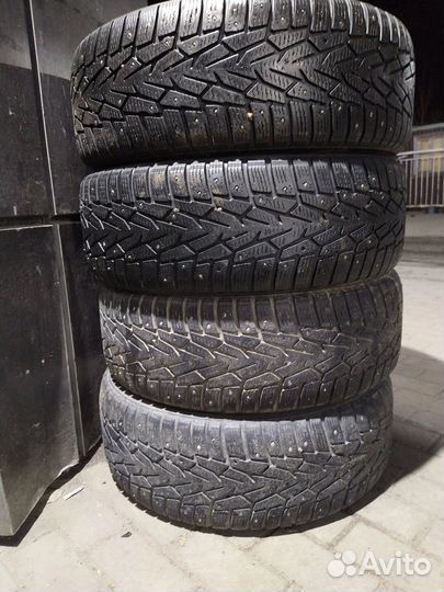 Nokian Tyres Hakkapeliitta 7 215/65 R16 42Y