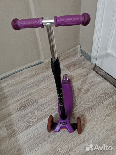 Самокат детский трехколесный