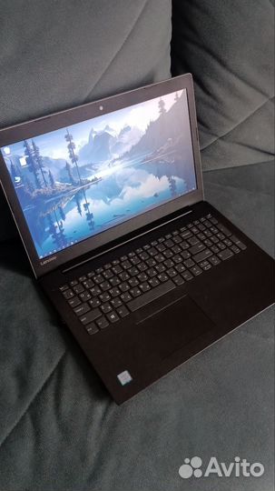 Lenovo ideapad 320 15.6, i78550U, 8гб RAM, SSD256