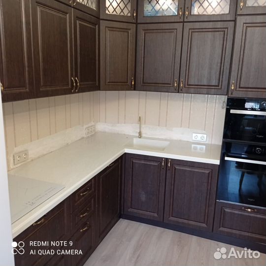 Столешницы из камня (кварц, акрил) на кухню / ванную