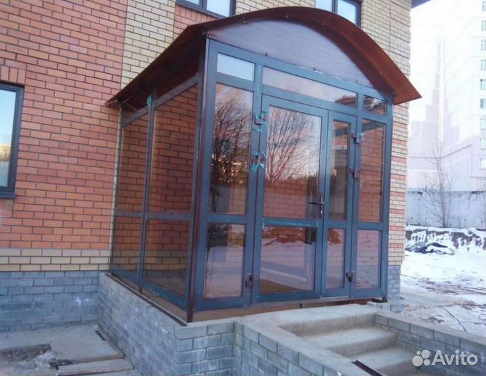 Пластиковые двери с установкой. Входная группа