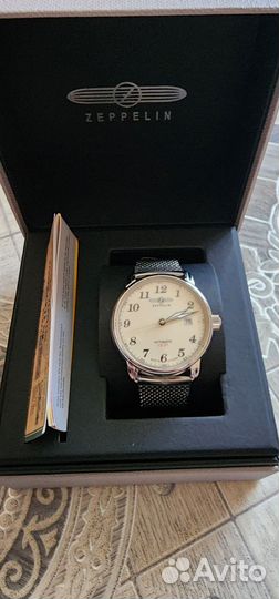 Часы наручные zeppelin