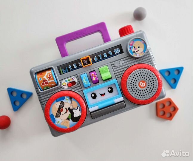 Развивающий магнитофон от Fisher Price