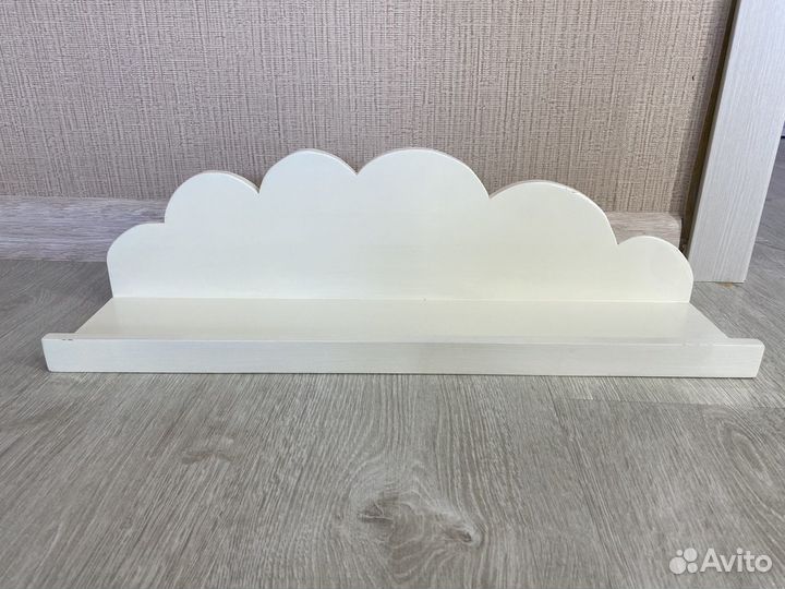 Полка навесная белая