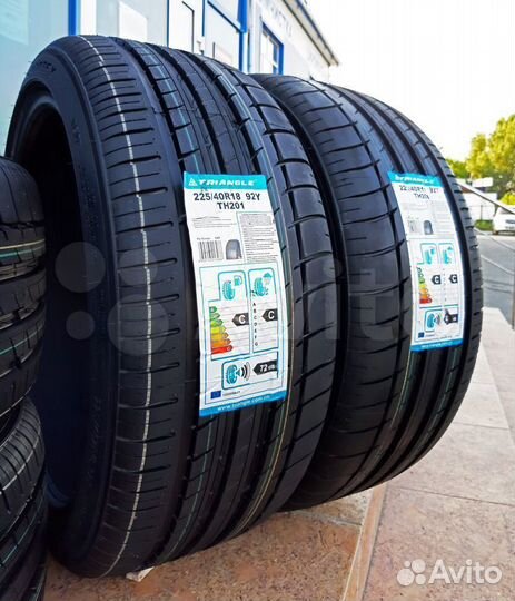 Triangle TH201 245/35 R19