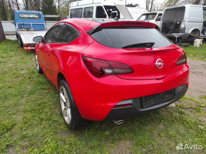 Задние внутренние фонари на opel astra GTC