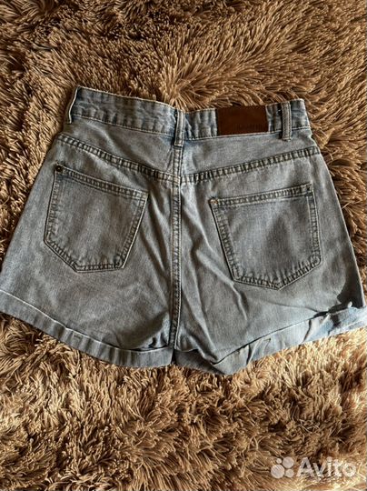 Джинсовые шорты