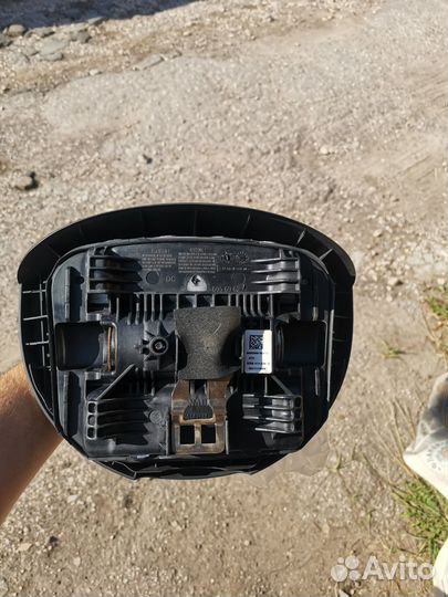 Подушка безопасности водителя Renault Megane