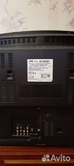 Телевизор JVC