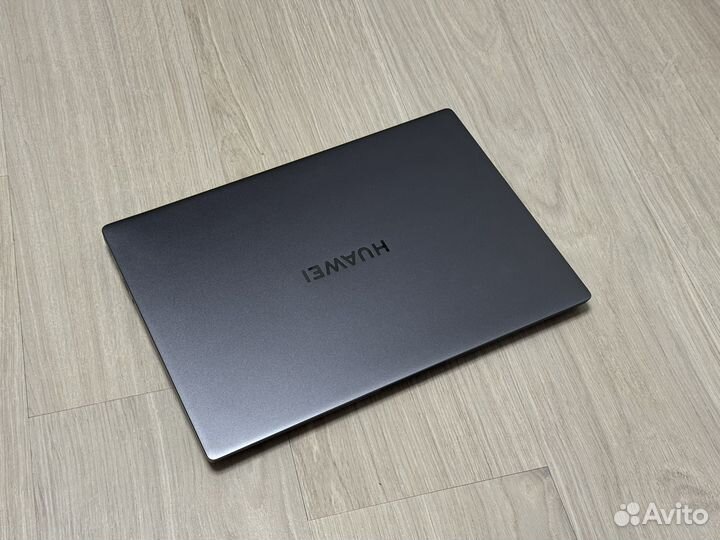 Huawei MateBook D16 rlef-X (i7 gen 12/16 gb/512gb)