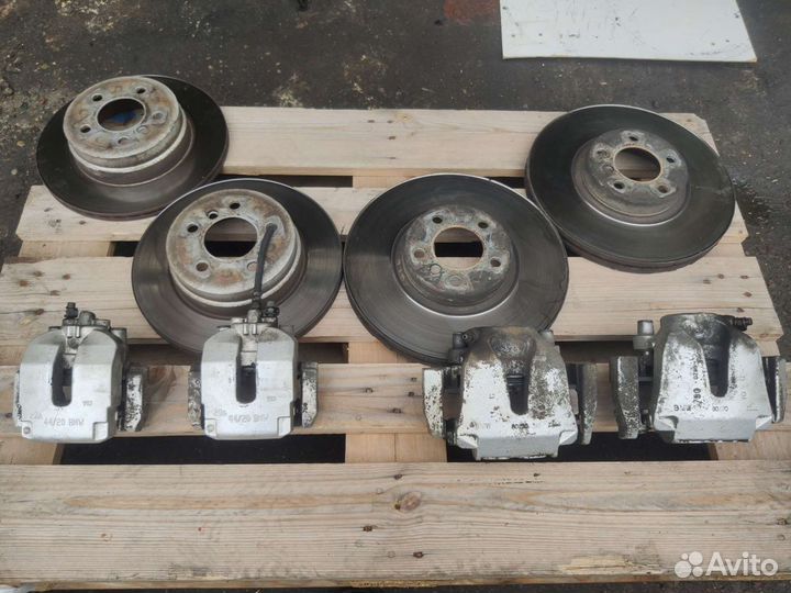 Комплект тормозов на бмв Х5 Е70 4.0D