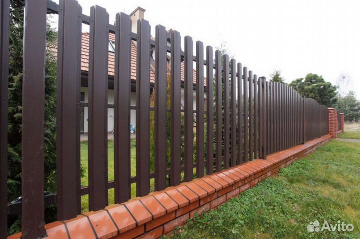 Евроштакетник (штакетник) П-образный