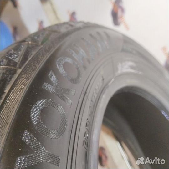 Yokohama Ice Guard IG50+ 215/60 R16