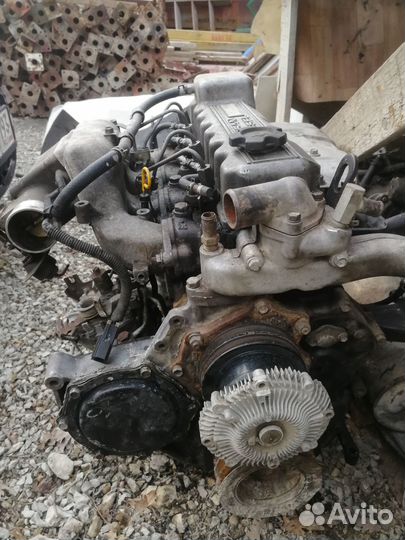 Двигатель BD-30 на Nissan Atlas по запчастям