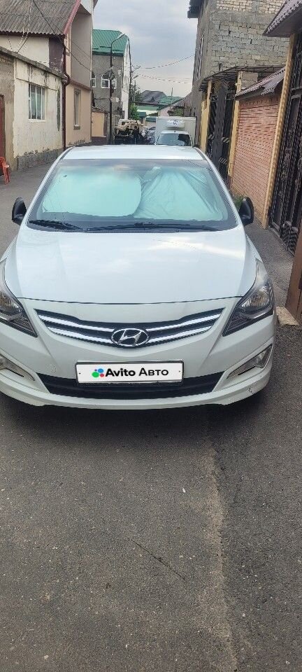 Hyundai Solaris: фото из отзыва