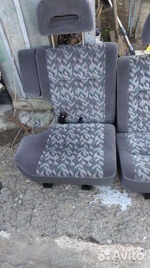 Задние сидение на Нисан Терано