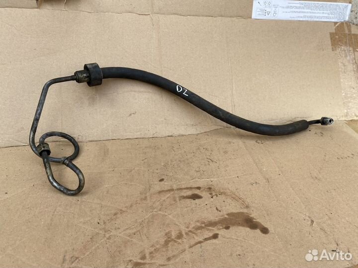 Трубка гур Mercedes 124 3.0