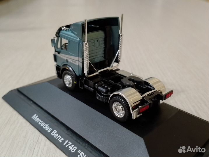 574) Тягач Mercedes Benz SK 1748 в боксе