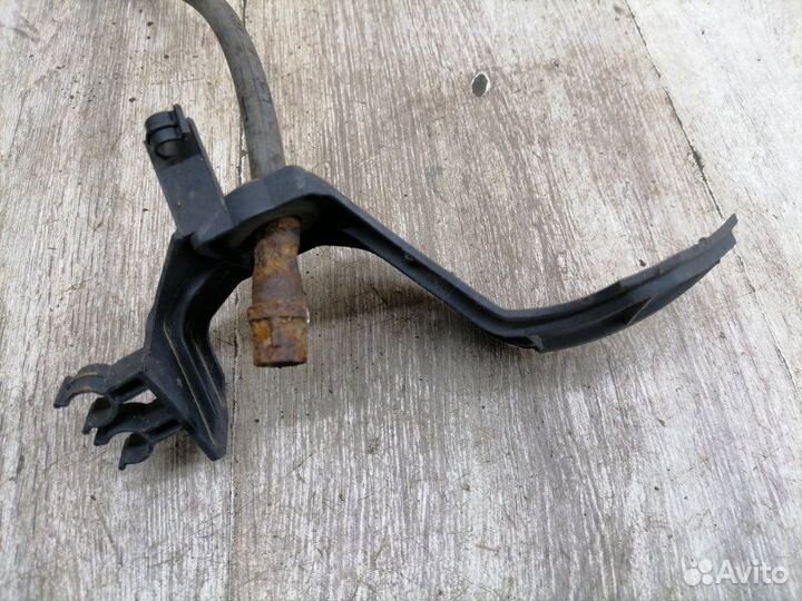 Суппорт передний левый Mercedes Benz E-Class W210