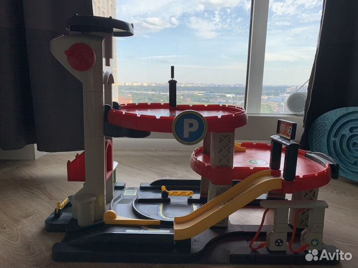 Парковка для машинок ELC