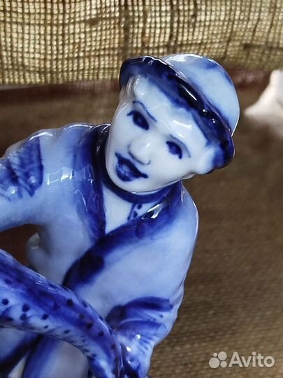 Статуэтка Емеля, Гжель