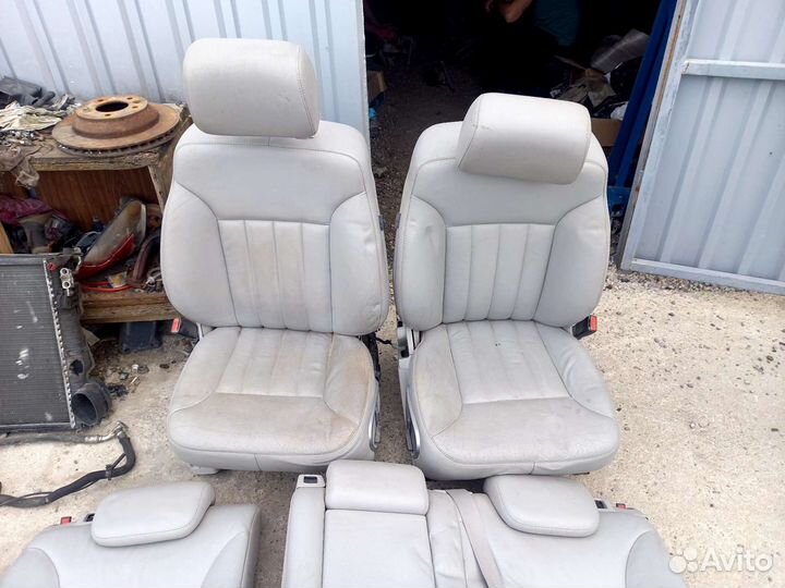 Кожаный салон w164 Mercedes-Benz