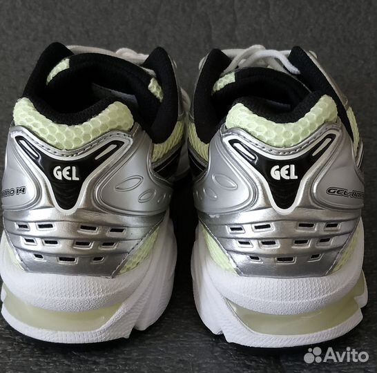 Asics GEL-kayano 14 US 8 1/2