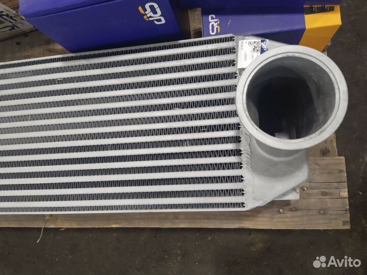 Радиатор 11110775 Погрузчик Volvo L120E, L120F