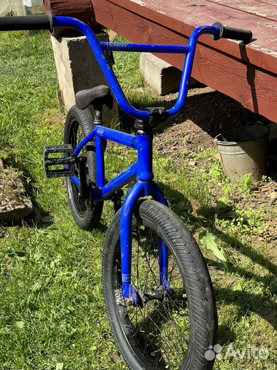 Велосипел BMX