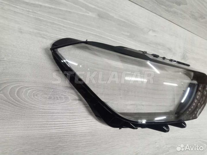 Стекло фары Volkswagen Jetta 7 (2018-2022) дорест