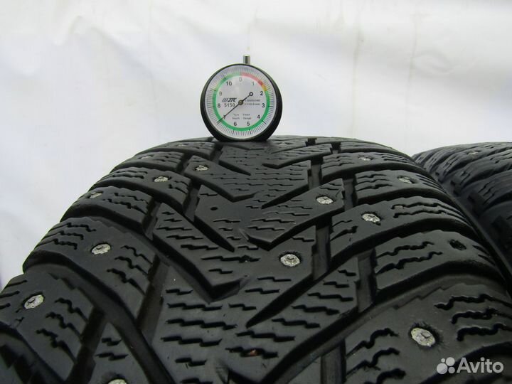 Nokian Tyres Hakkapeliitta 8 215/60 R16 99T