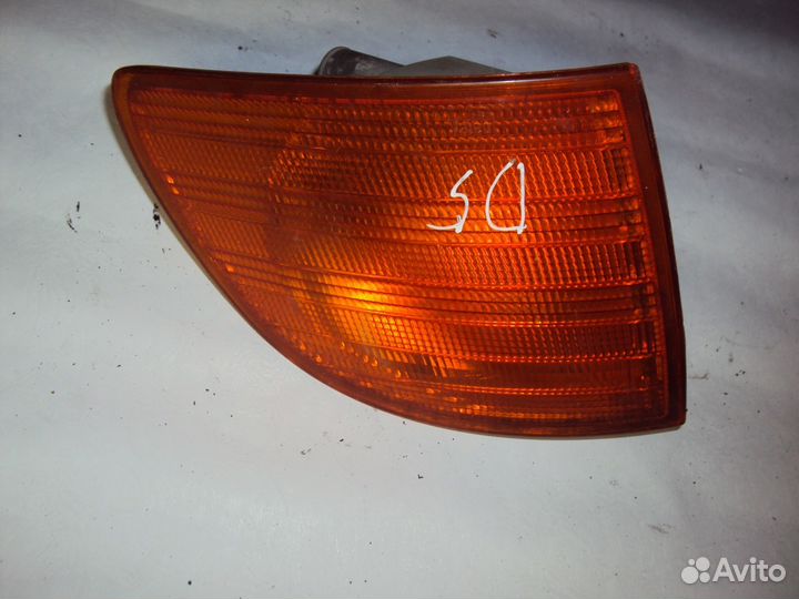 Поворотник Мерседес Вито 638 правый