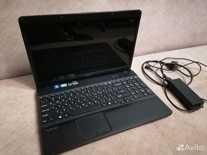 Ноутбук Sony 15,6"/i5-2450/HDD640/6Gb/GF-1GB