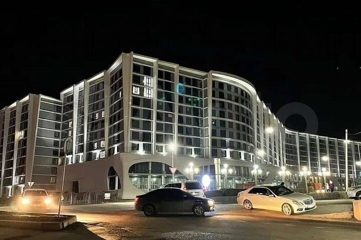 2-к. квартира, 60 м², 4/10 эт.