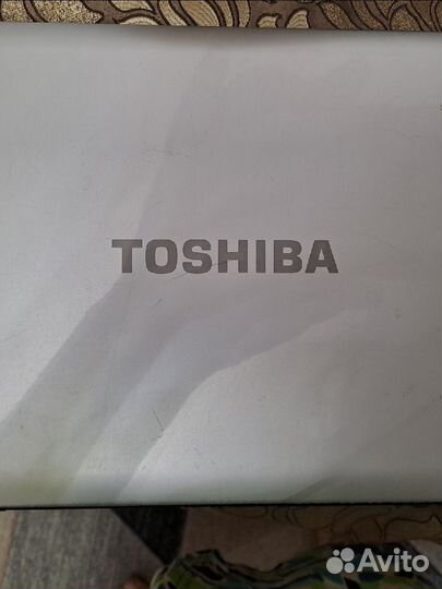 Ноутбук на запчасти toshiba