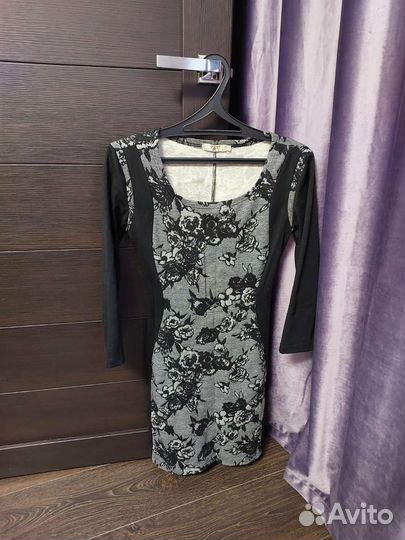 Одежда 2 пакета. Почти все вещи новые. 42-44