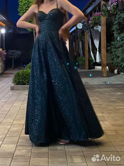 Вечернее платье