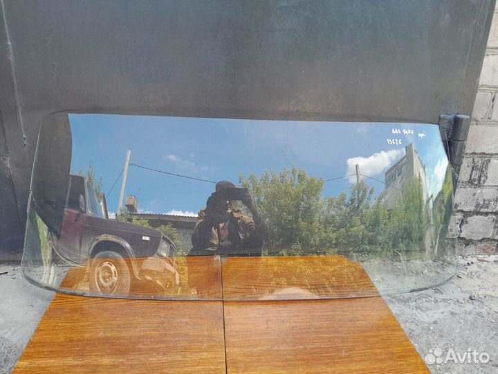 Стекло заднее ваз 2106