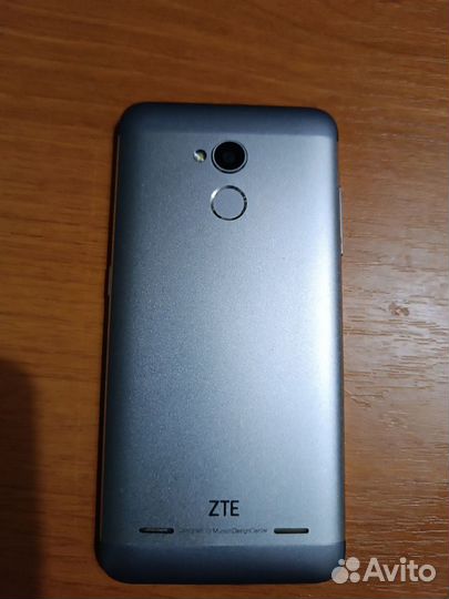 ZTE Blade V7 Lite, 2/16 ГБ