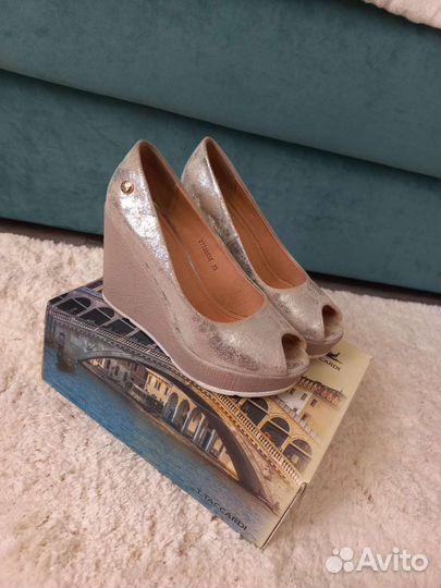 Туфли женские