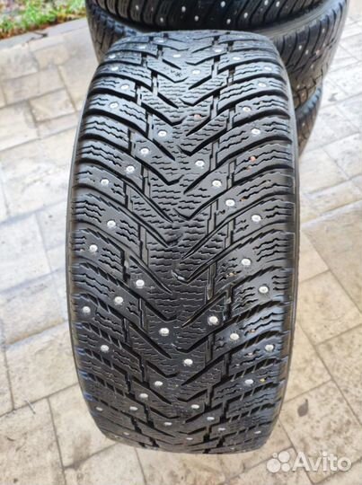 Nokian Tyres Hakkapeliitta 8 215/45 R16 90T