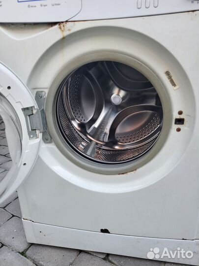 Стиральная машина на запчасти Indesit