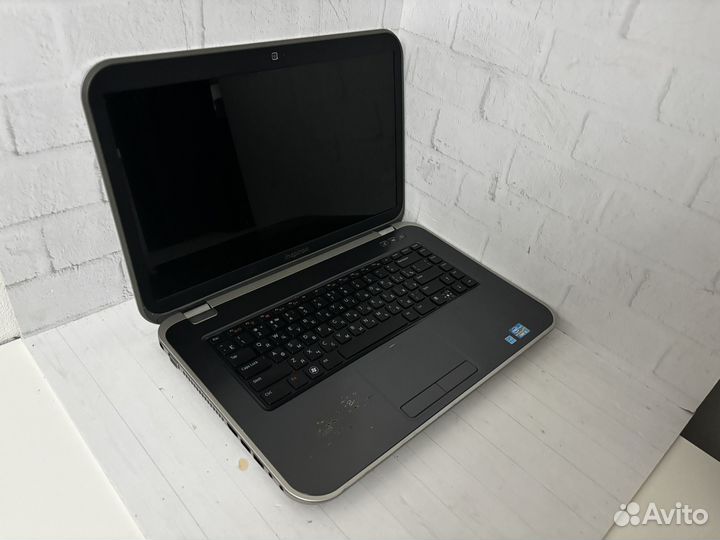 Шустрый ноутбук Dell Inspiron 5520