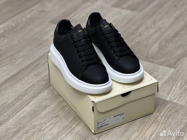 Кроссовки Alexander McQueen Black White (36-45)