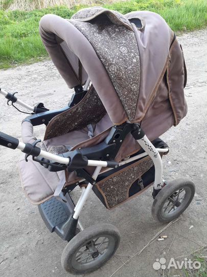 Прогулочная коляска б/у