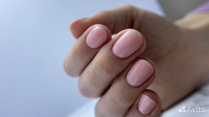 Маникюр педикюр