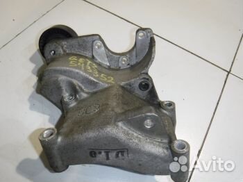 Кронштейн генератора