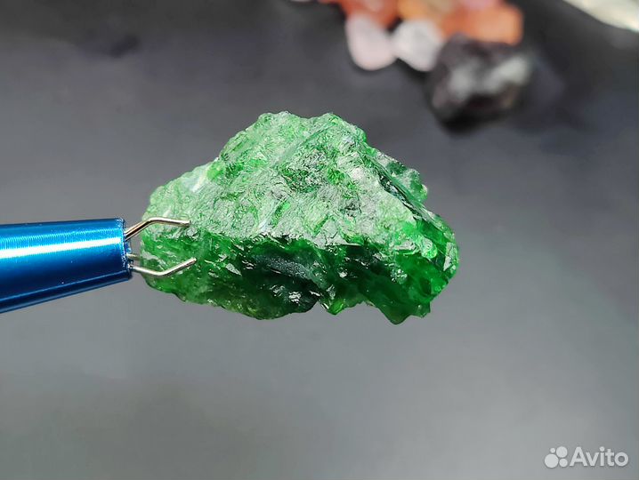 Хромдиопсид. Якутский изумруд