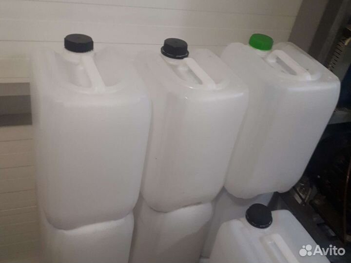 Канистры пластиковая