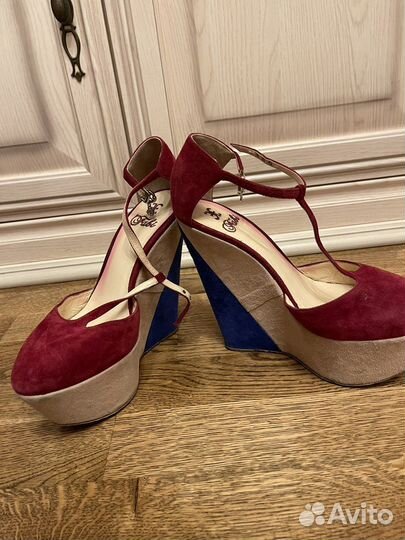Обувь женская 38 размер fabi